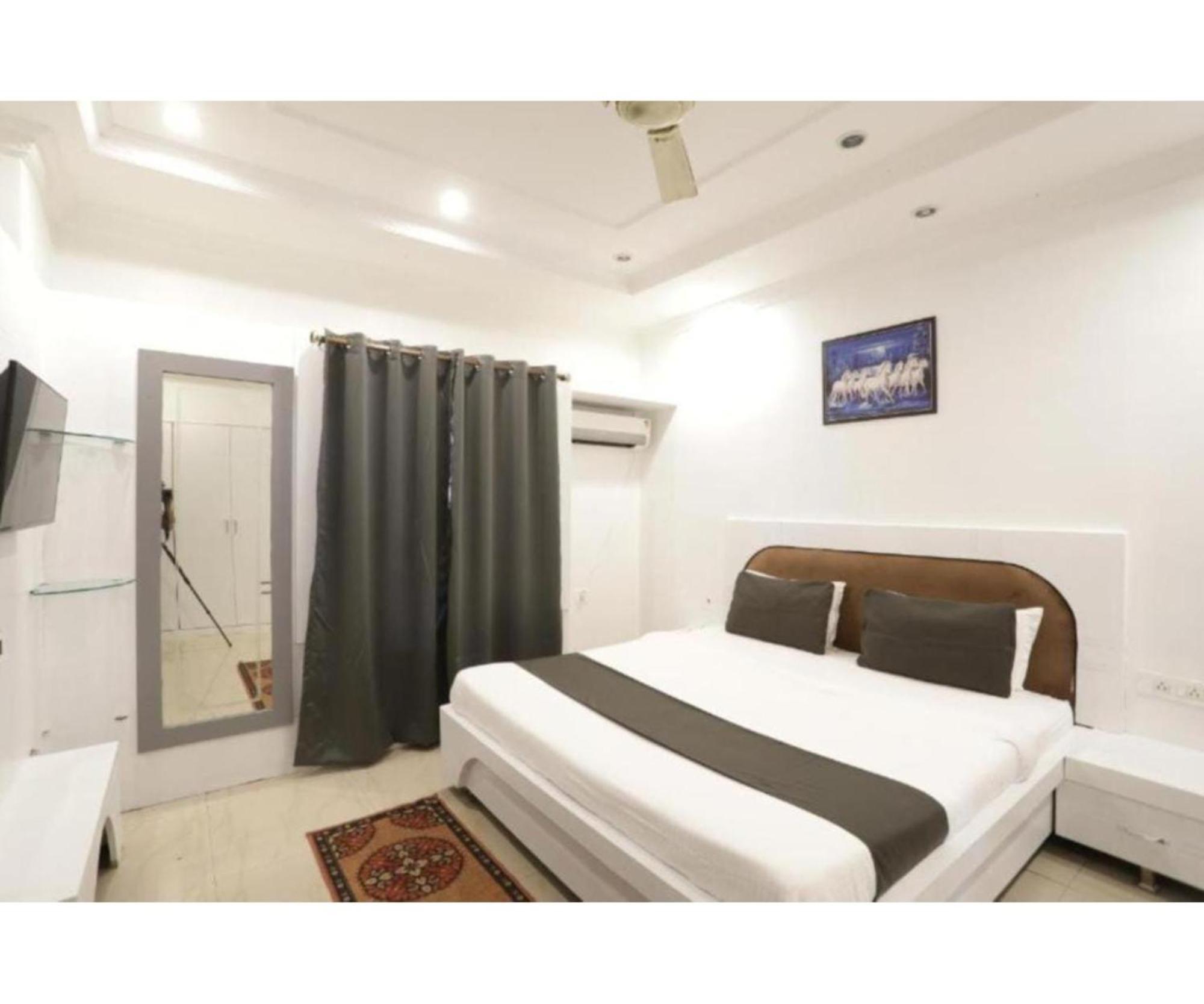 Day S Inn Luxury Stay Near Care Hospital In Budget Friendly Price Best Seller Bhubaneswar Buitenkant foto