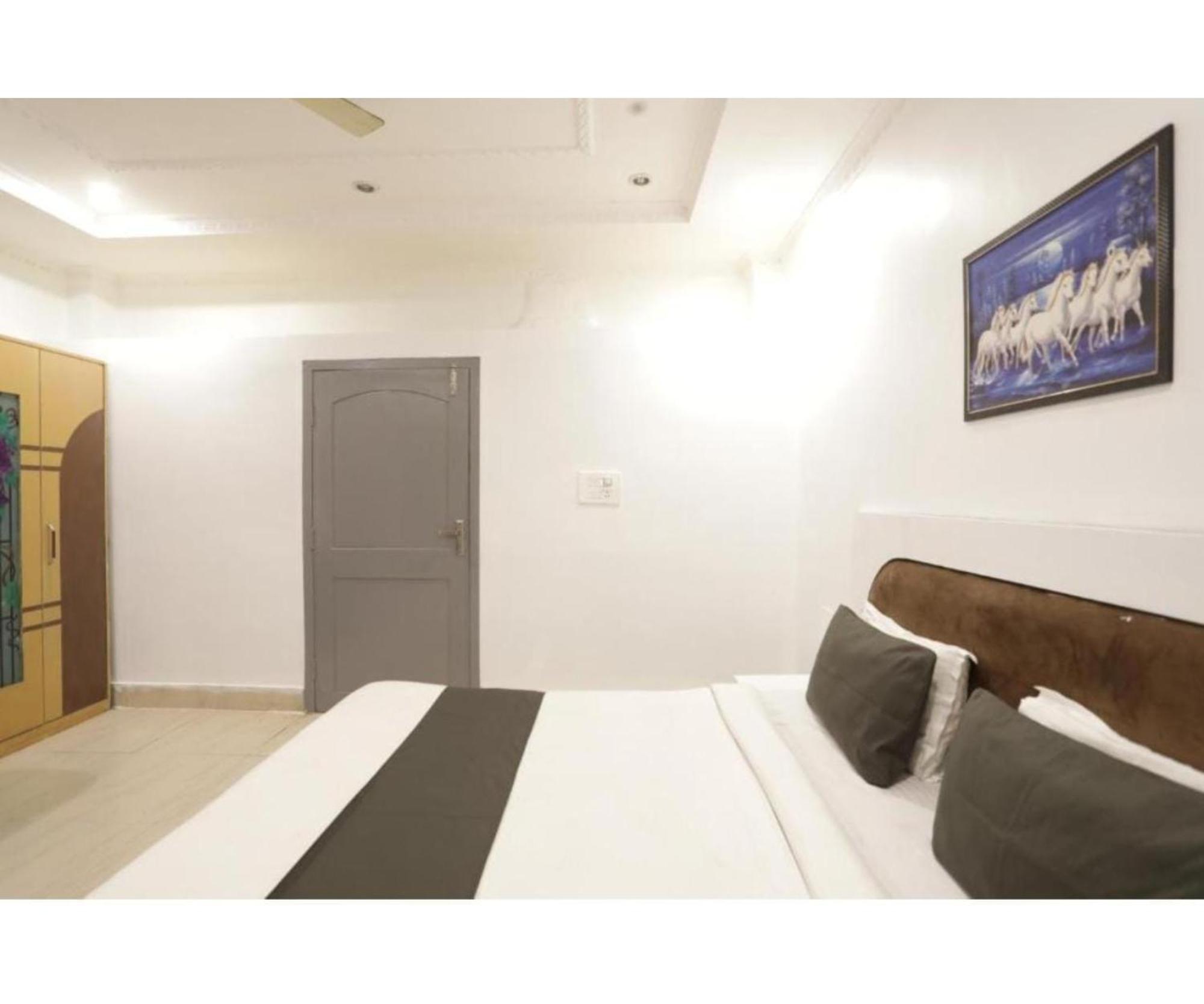Day S Inn Luxury Stay Near Care Hospital In Budget Friendly Price Best Seller Bhubaneswar Buitenkant foto